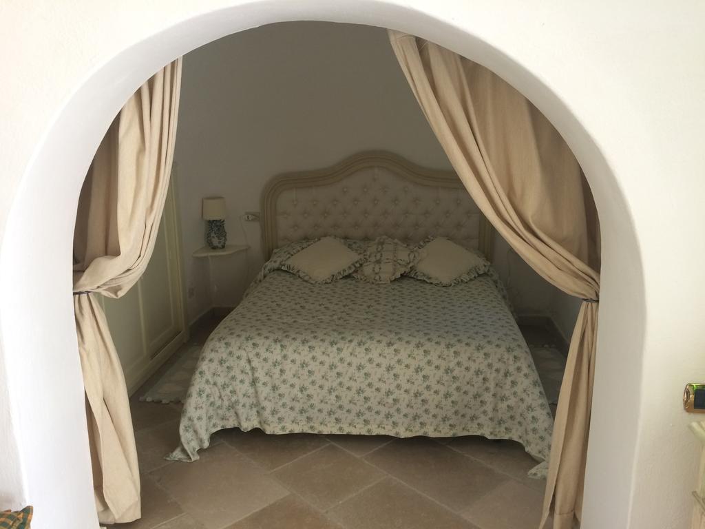 Вилла Trullo Del Cavaliere Delle Gravine Кастелланета Экстерьер фото